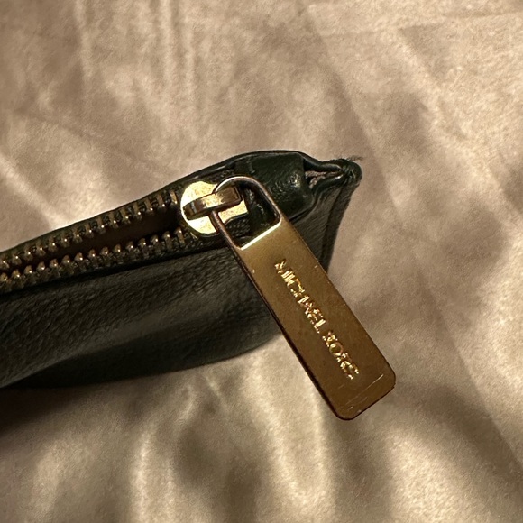 Michael Kors Clutch - Picture 4 of 4